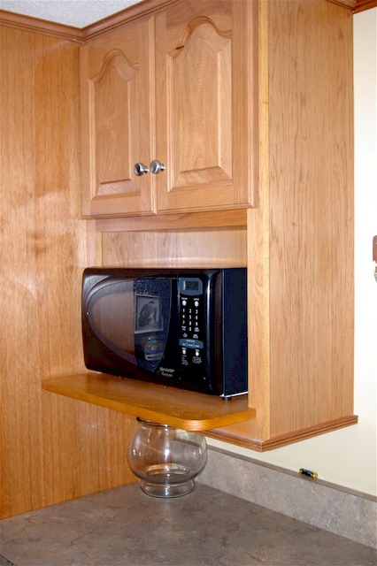 IMG - Tips for Choosing Kitchen Cabinet Wood Colors on Cabinets