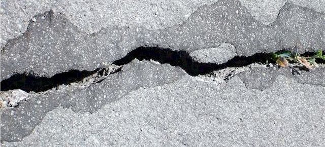 How to Repair Cracks on Concrete Foundations