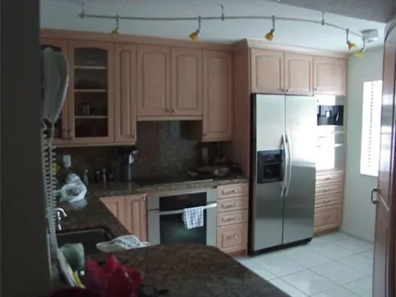 Featured of How to Install Crown Molding on Kitchen Cabinets