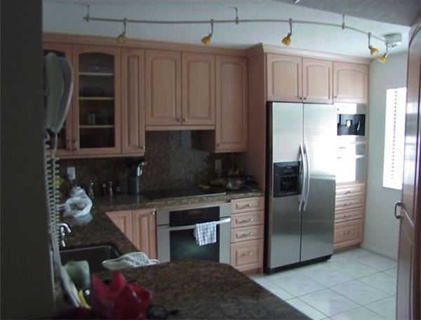 Cabinets with Crown Moulding: How to install crown molding on kitchen cabinets Cabinets with Crown Moulding - How to install crown molding on kitchen cabinets