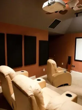 Featured of Home Theater Secrets: Turn Your Den into a Cinema