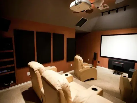 Featured of Home Theater Secrets: Turn Your Den into a Cinema