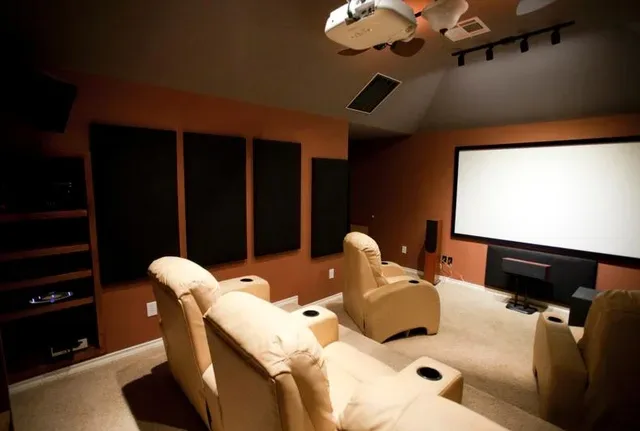 Featured of Home Theater Secrets: Turn Your Den into a Cinema