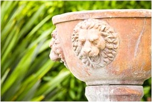 Lion Head Urn - Ideas for Decorating Sunrooms