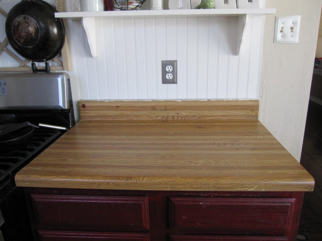 (Before) DIY Faux Butcher Block Countertops: How to Make Faux Butcher Block Countertops