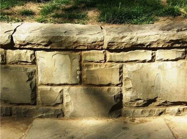 Featured of How to Build a Stone Raised Garden Bed