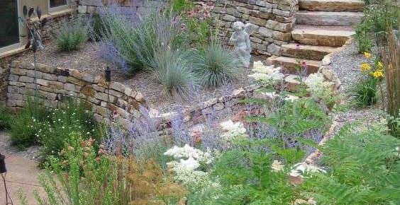 Ideas for Landscaping a Hillside