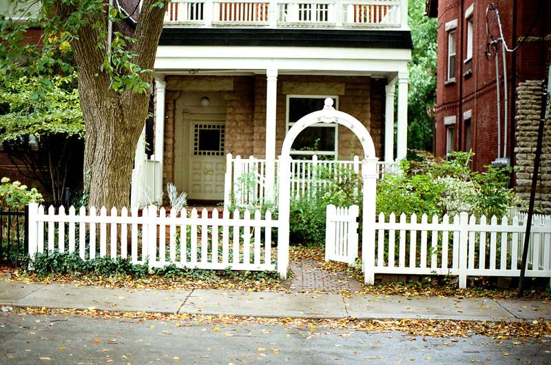 White Picket Fence image - White Picket Fence - How to Build a Fence Using Pre Built Panels