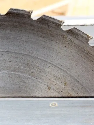 Featured of DIY Table Saw Fence: Extended Fence for a Table Saw