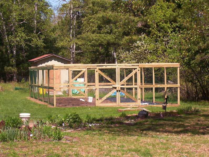Garden Fencing - Is a Deer Proof Garden Possible