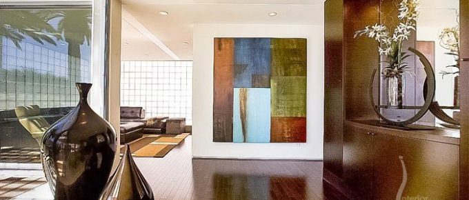 Give a New Look to Your Home With Modern Interior Designer