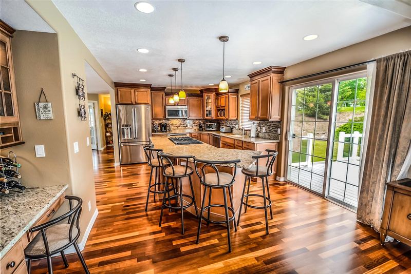 Consider Hardwood Flooring Consider Hardwood Flooring