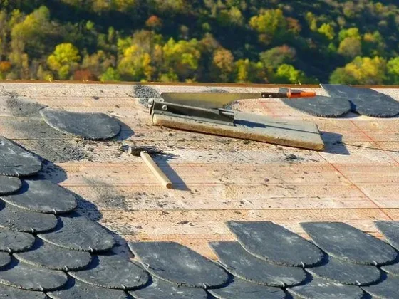 Featured of Different Tools Which Roof Repair Contractors Should Possess