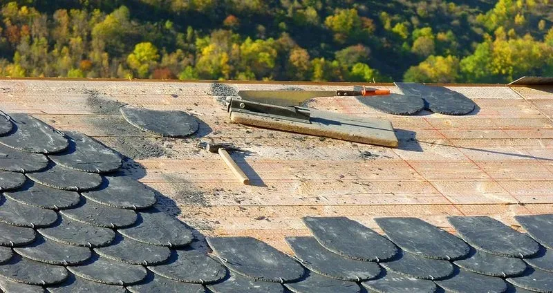Featured of Different Tools Which Roof Repair Contractors Should Possess