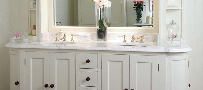 5 Tips for Selecting the Best Vanity Cabinet for Your Bathroom