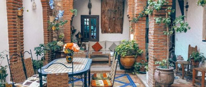 How to Create a Trendy Outdoor Space This Year
