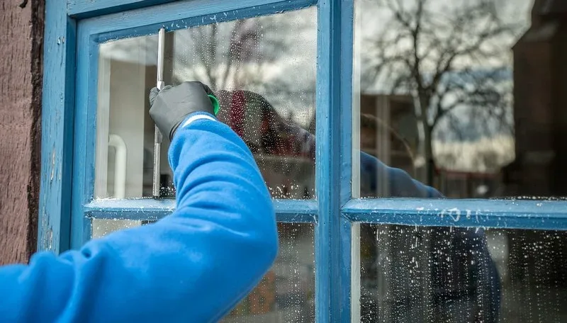Featured of Window Cleaning Hacks – How You Can do the Job Easily
