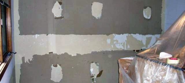 Removing Wallpaper vs Painting Over It