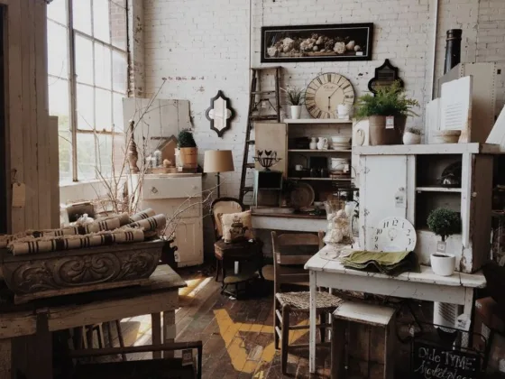 Featured of A Little Touch of History in Home Decor