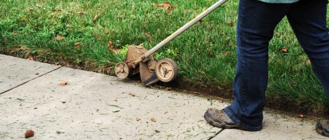 3 Benefits of Keeping Your Lawn Edges Trimmed