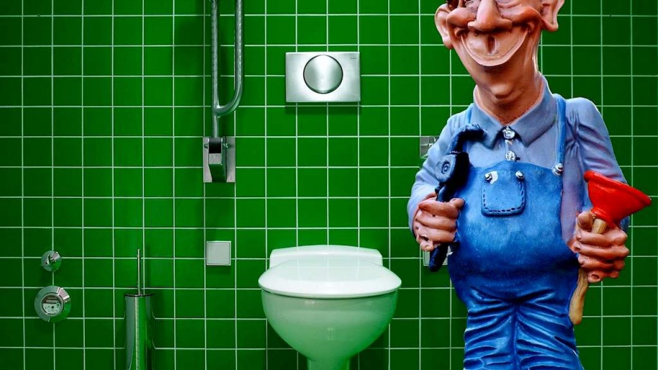 how can i unblock my toilet