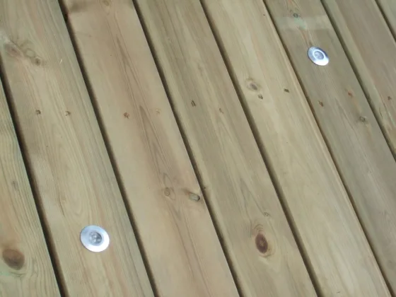 Featured image - Benefits of Hardwood Over Softwood Decking