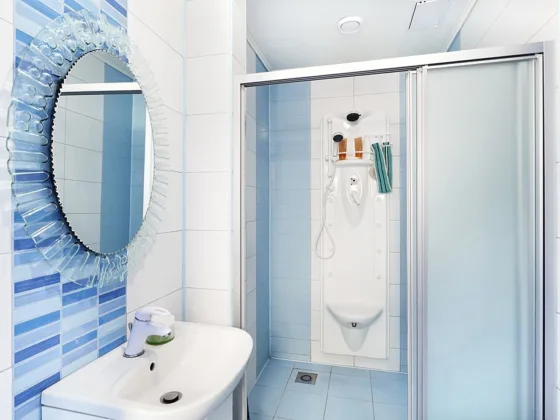 Featured image - Tips to Maintain Glass Shower Doors to Keep Them Clean