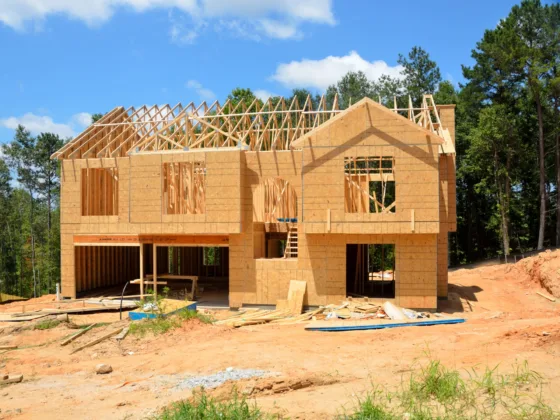 Featured image - 7 Types of Construction Delays and How to Avoid Them