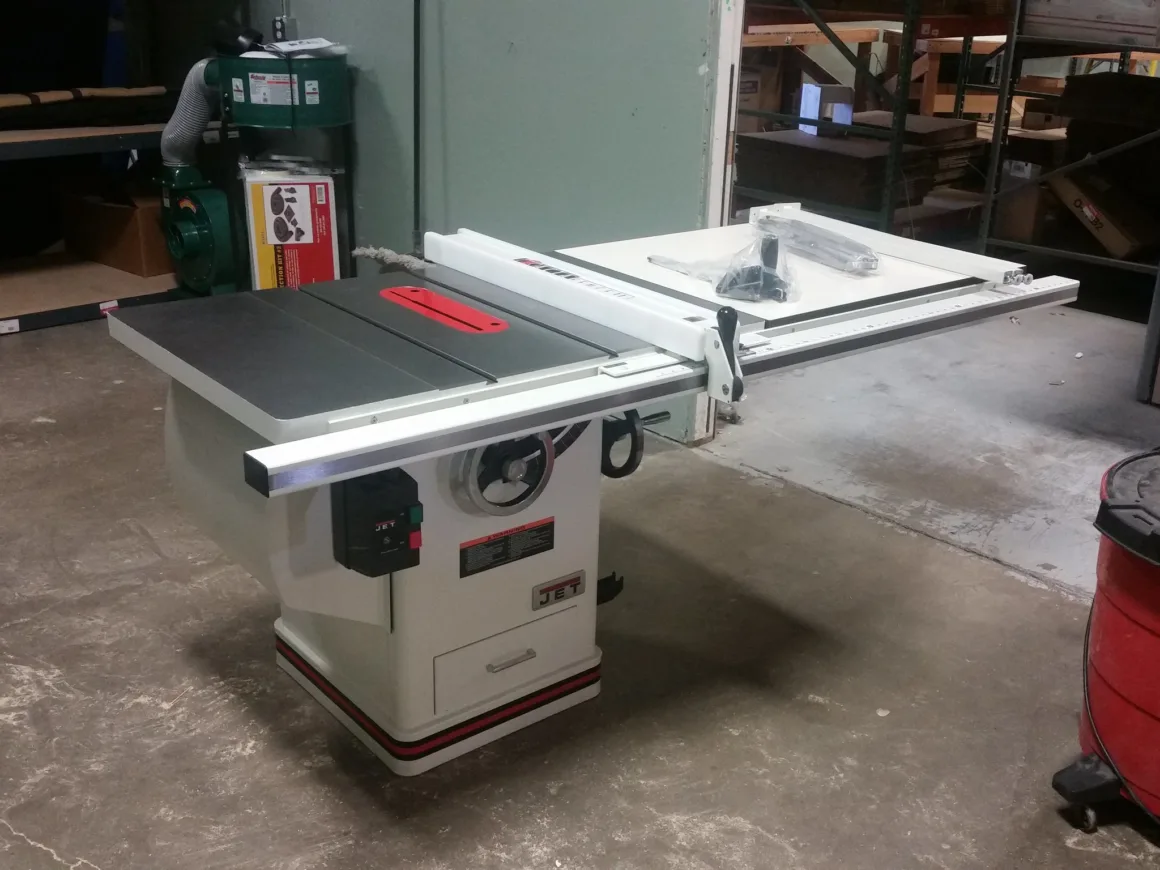 Featured image - 8 Cool Things You Can Make with a Table Saw