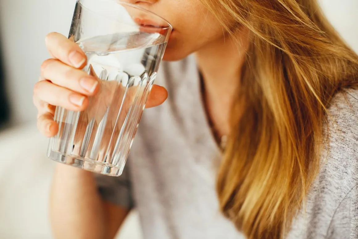 featured image _ Benefits of Drinking Structured Water