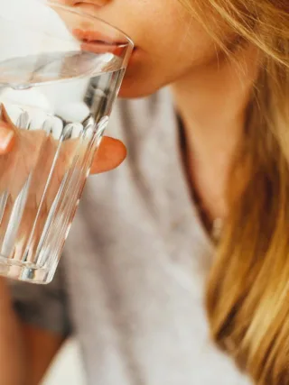 featured image _ Benefits of Drinking Structured Water