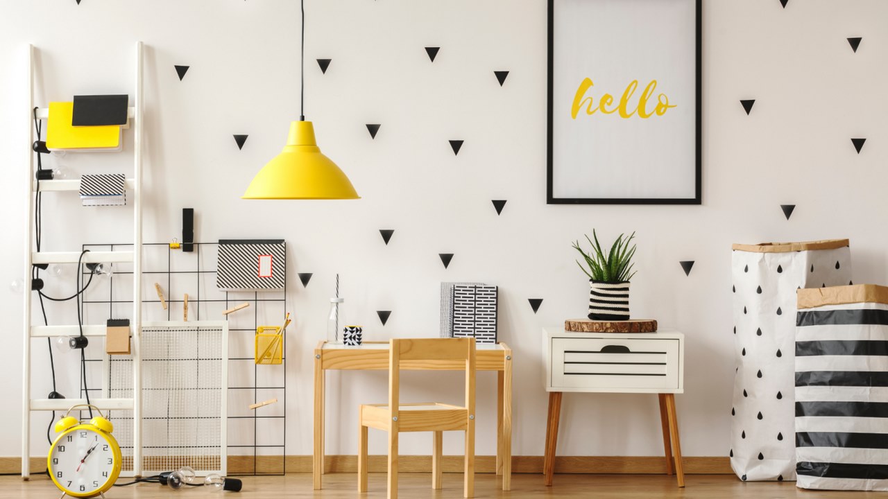 Simple wall stickers can modify any ordinary, plain wall. image - Simple wall stickers can modify any ordinary, plain wall.