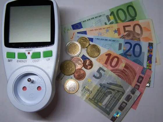 Featured image - A Look at the Average Summer Electric Bill Across America