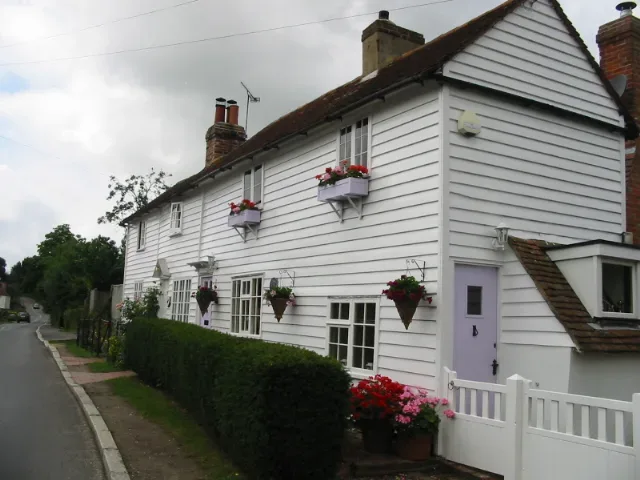 Featured image - Some Helpful Points for Painting Weatherboard