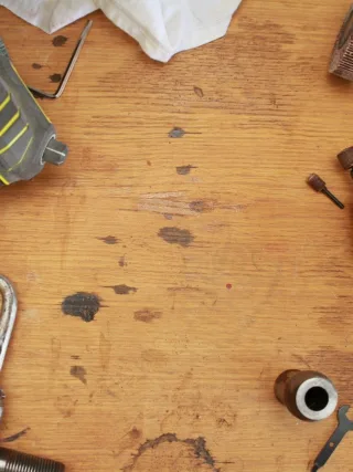 Featured image - Hand Tools vs. Power Tools for Beginners