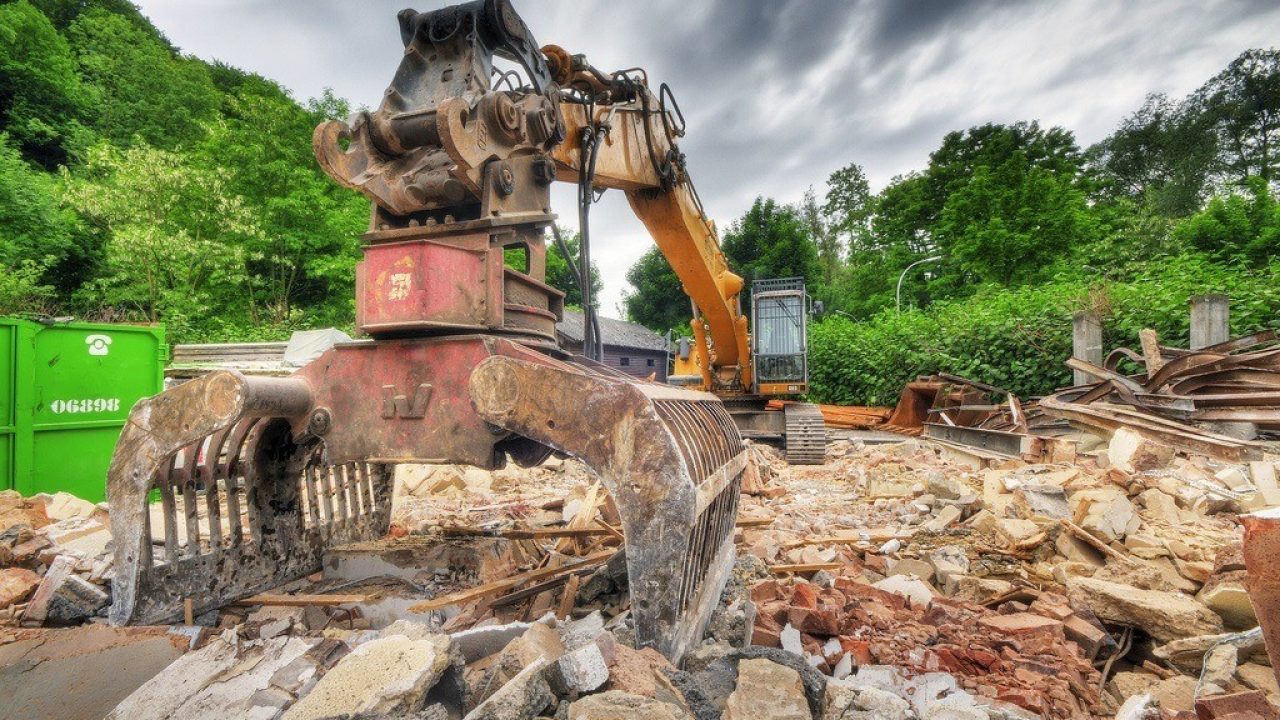 Demolition Versus Deconstruction %E2%80%93 Is There a Difference
