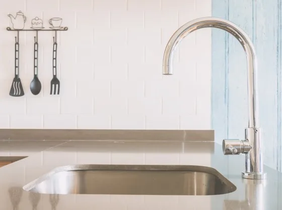 featured image - Five Different Types of Sink Materials That You Should Consider