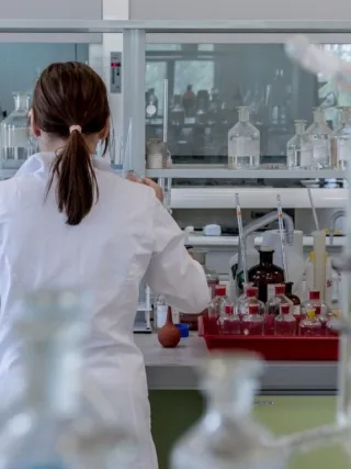 Featured image - Biosafety Cabinet: What It Is and How It Works