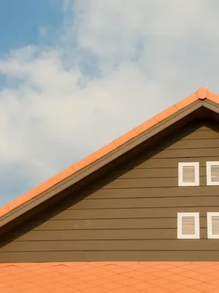featured image - Simple Signs That Say You Need to Replace Your House Roof Right Away
