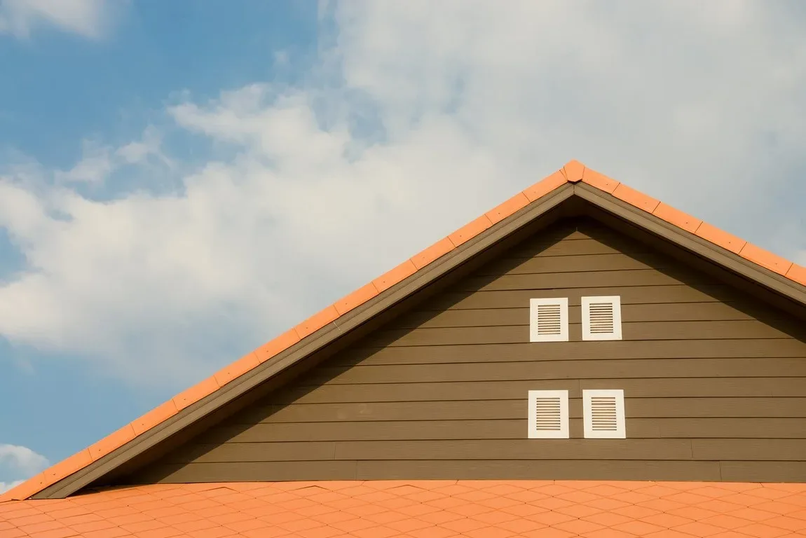 featured image - Simple Signs That Say You Need to Replace Your House Roof Right Away