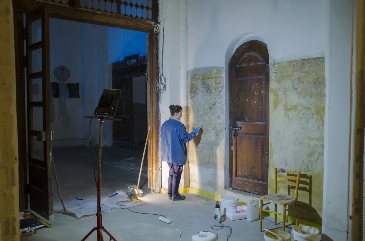 featured image - What Is the Difference Between A Renovation Restoration and Remodel