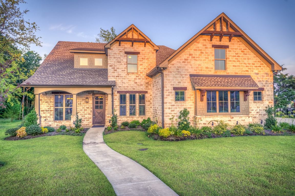 8 Tips to a Successful Exterior Makeover of Your Home image - 8 Tips to a Successful Exterior Makeover of Your Home