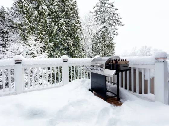 featured image - Simple Tips for Maintaining Your Decks at All Times