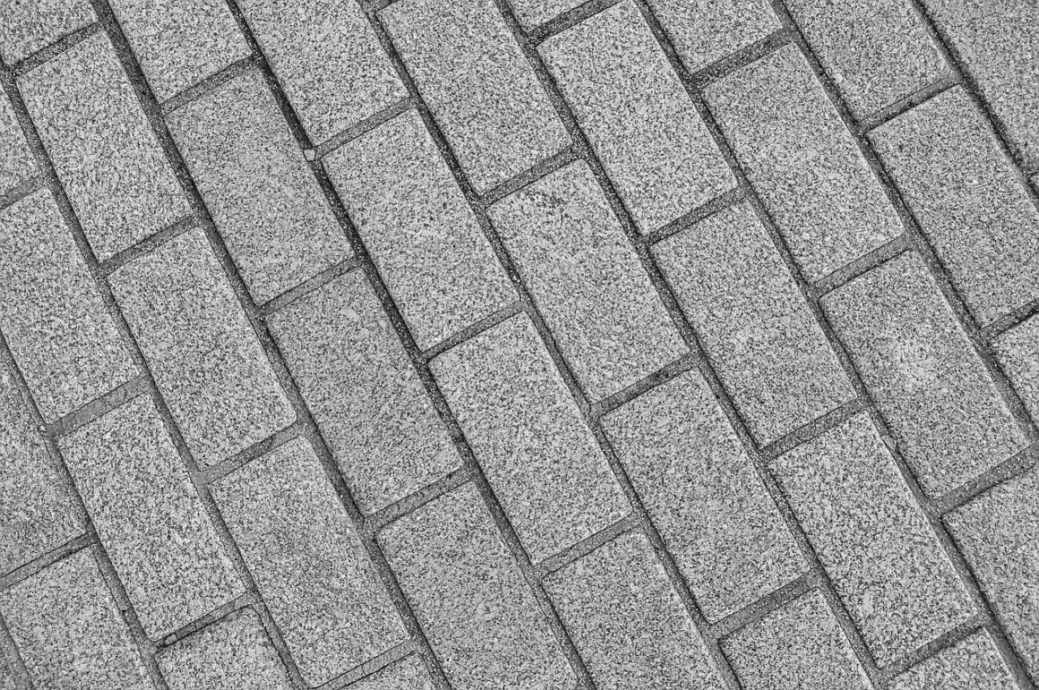 featured image - What Is the Difference Between Asphalt and Asphalt Concrete