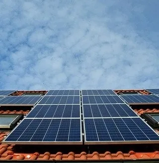 featured image - What Solar Panels You Should Install and Why