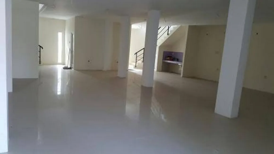 featured image - Why Invest in Epoxy Flooring