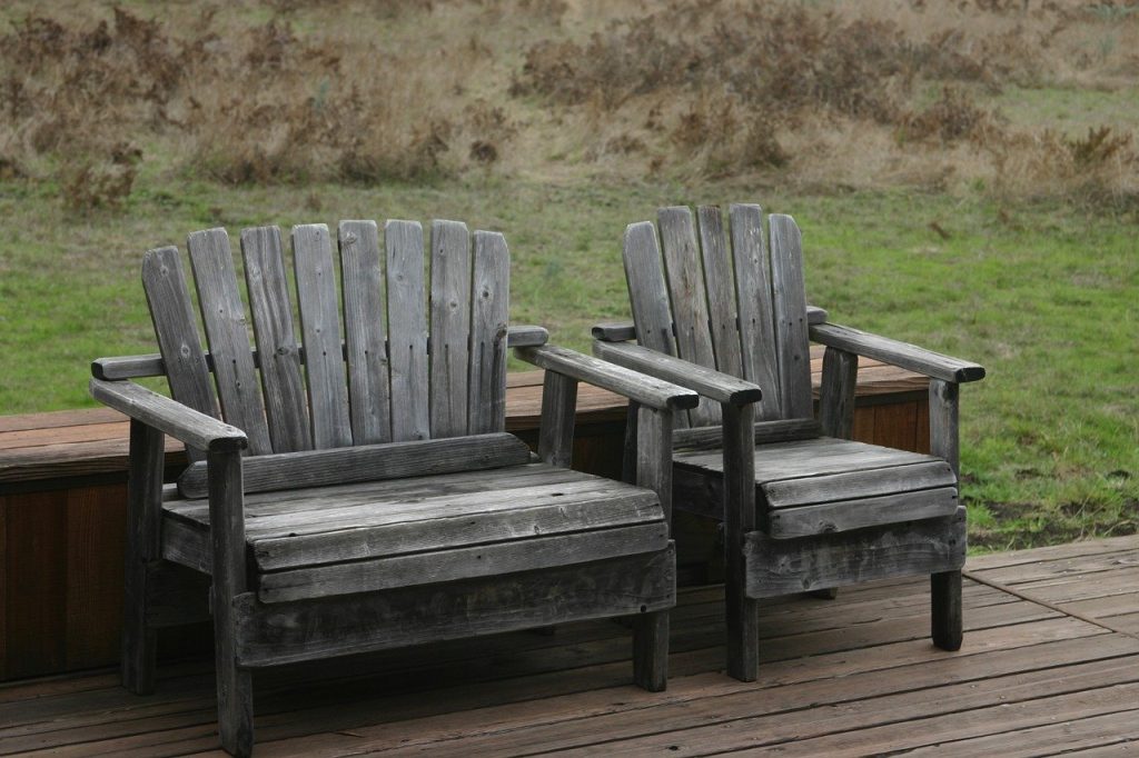 7 Ways to Prevent Patio Furniture from Fading