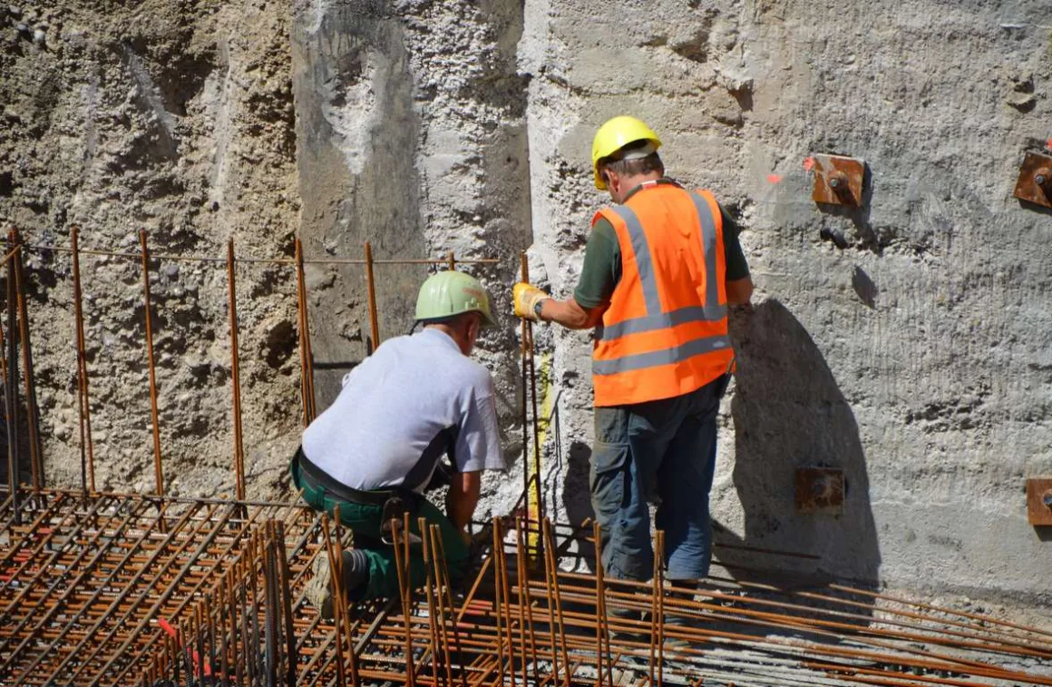 featured image - How to Choose a Concrete Contractor