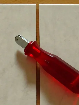 featured image - Must-Have Tools for Professional Tile Installers