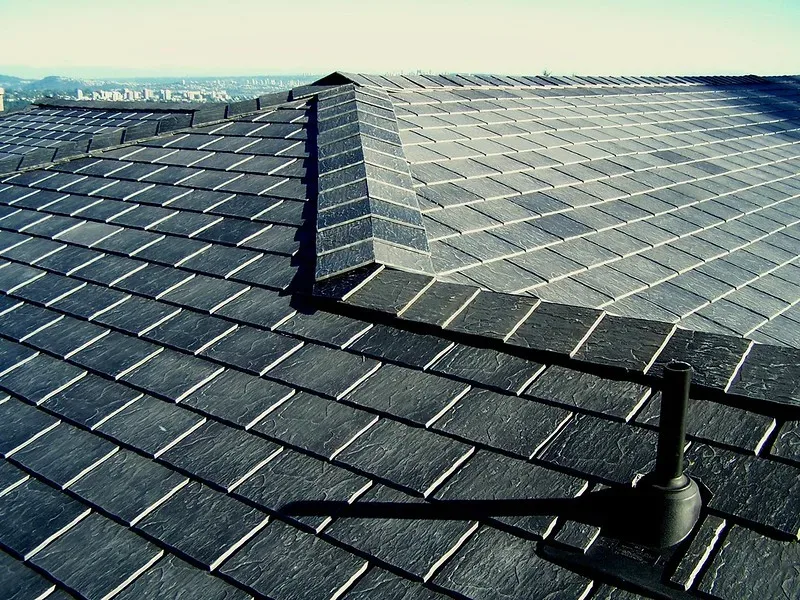 featured iamge - The Effects of Weather on Your Roof